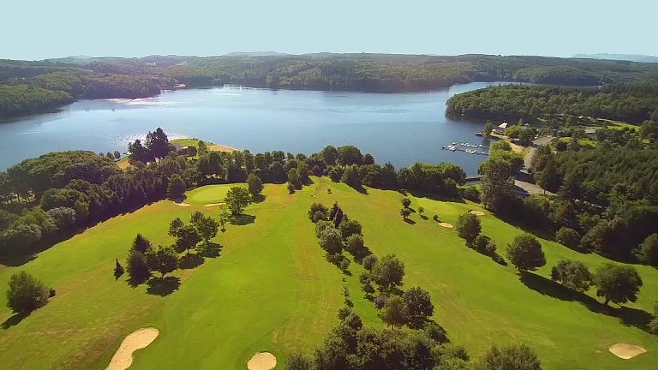 Logis Hotel Du Lac Neuvic  ภายนอก รูปภาพ
